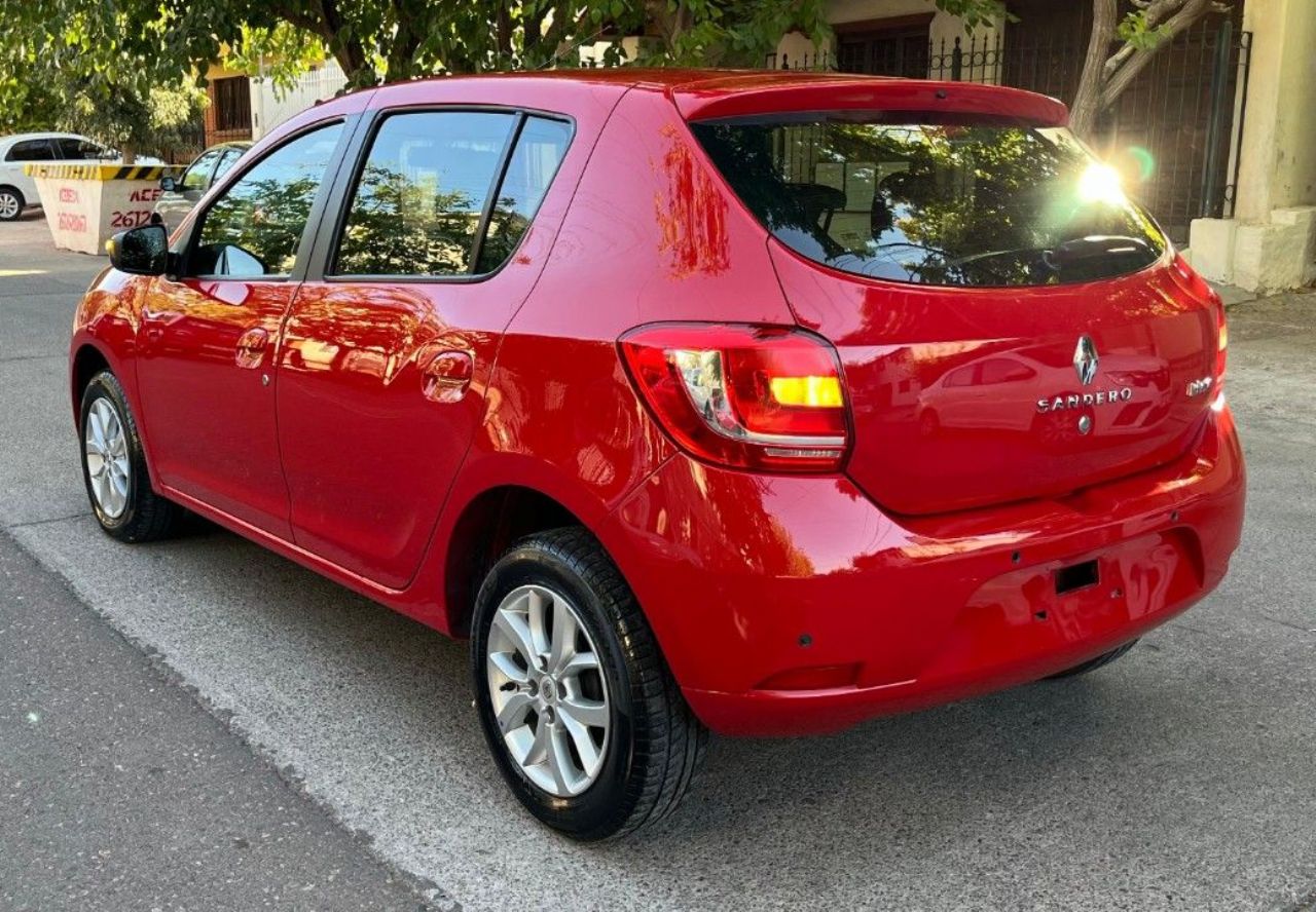 Renault Sandero Usado en Mendoza, deRuedas