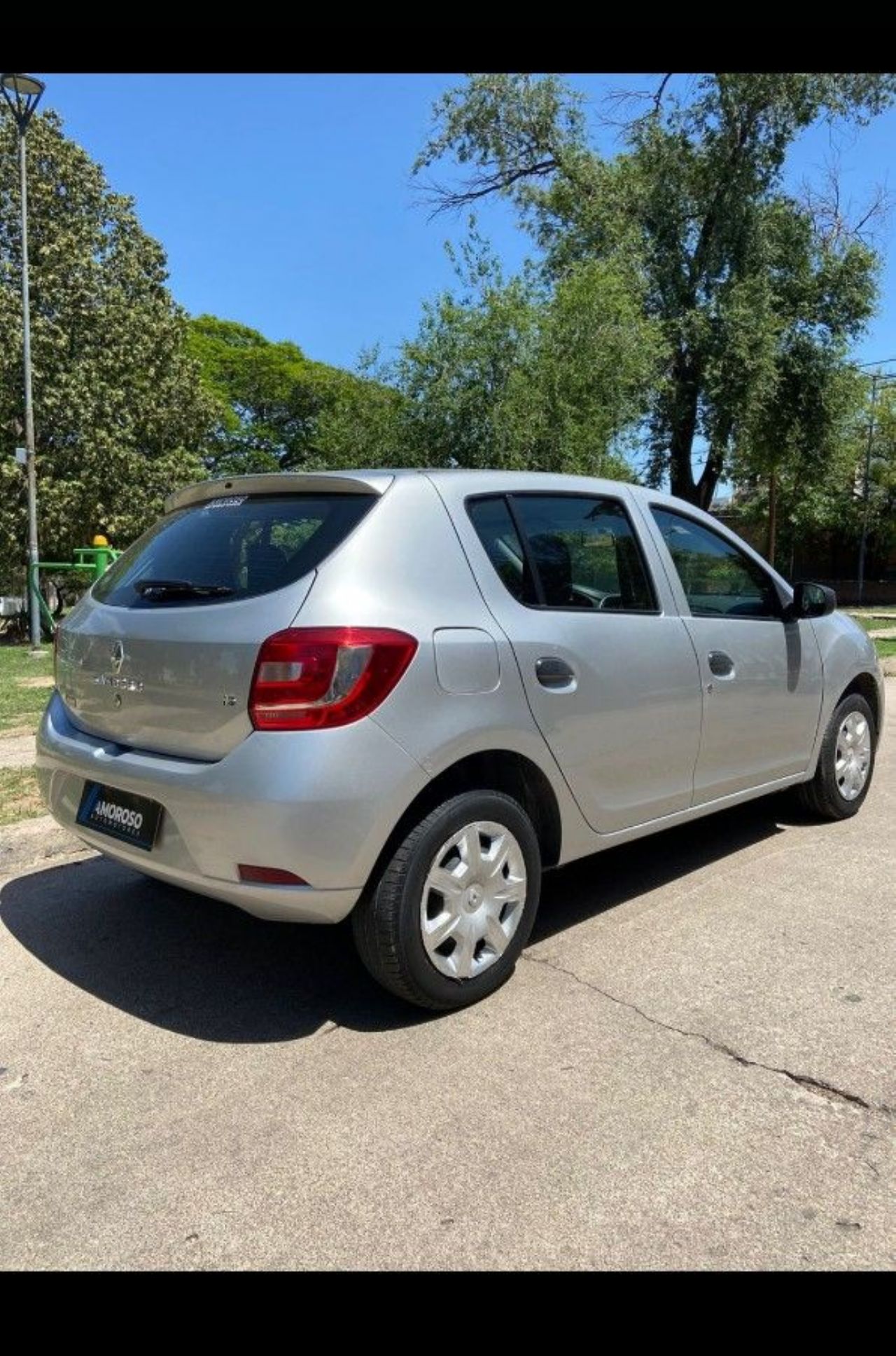 Renault Sandero Usado Financiado en Córdoba, deRuedas