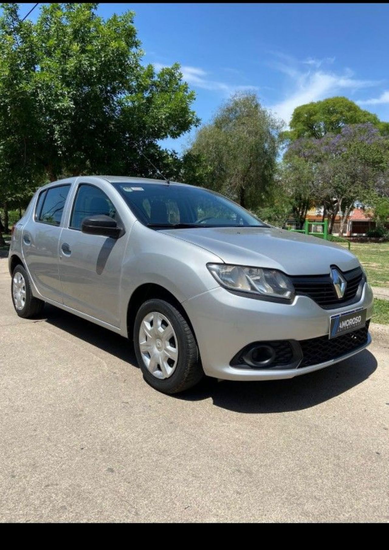 Renault Sandero Usado Financiado en Córdoba, deRuedas
