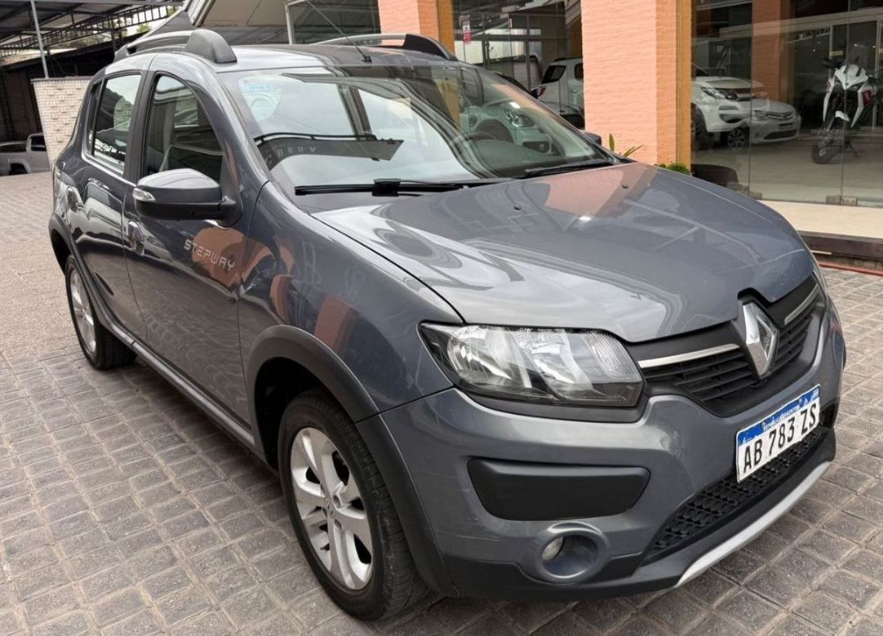 Renault Sandero Usado Financiado en Mendoza, deRuedas