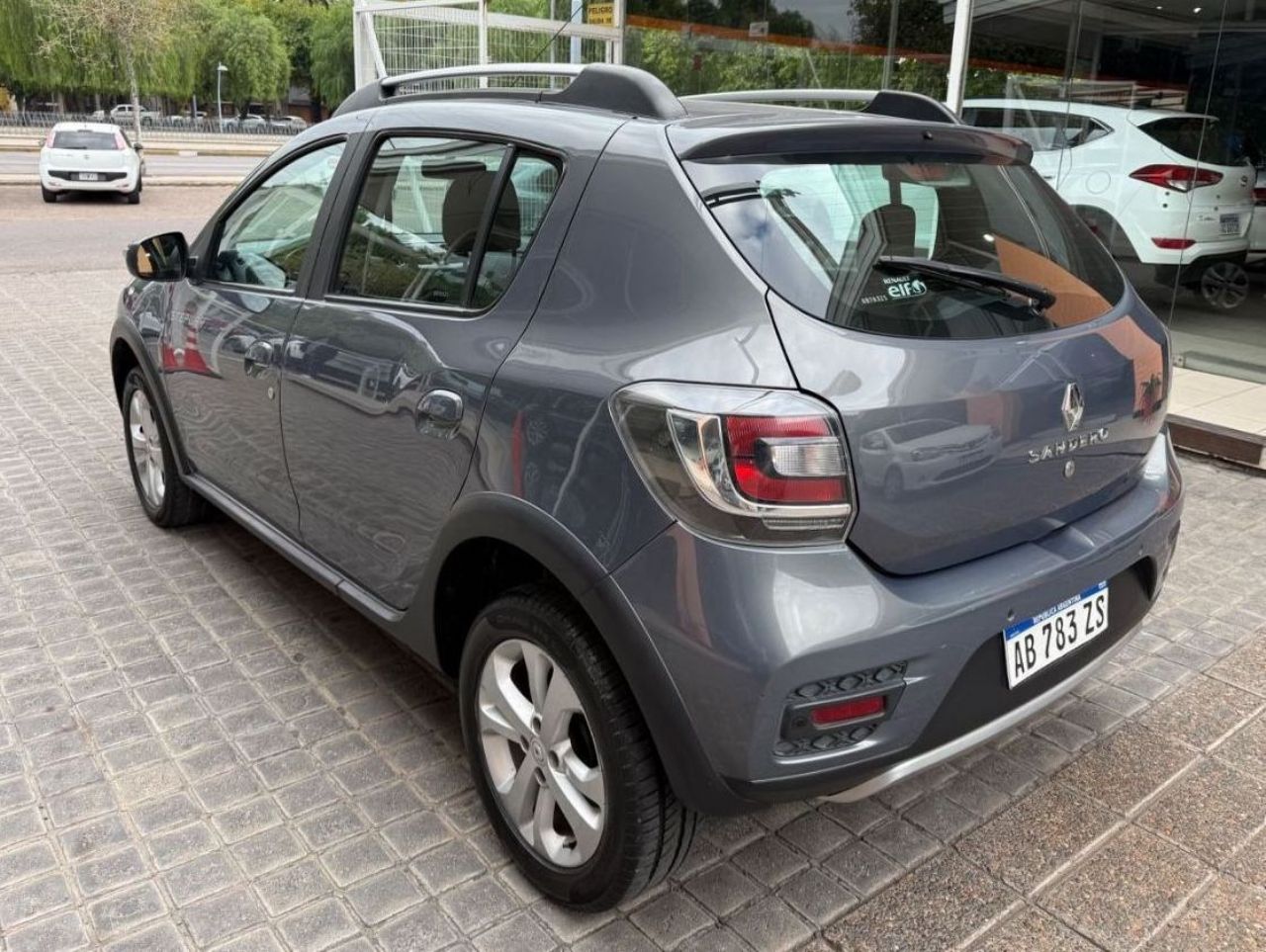 Renault Sandero Usado Financiado en Mendoza, deRuedas