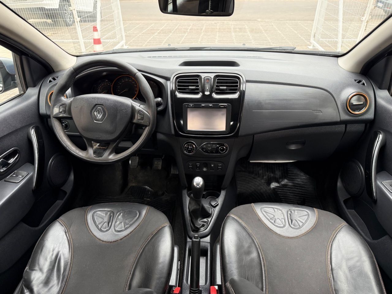 Renault Sandero Usado Financiado en Mendoza, deRuedas