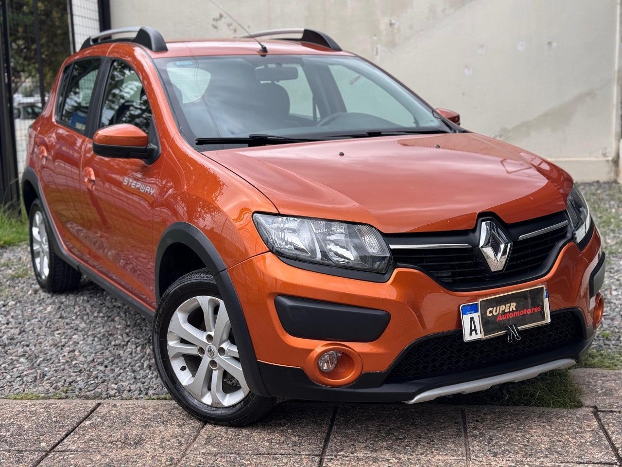 Renault Sandero Usado Financiado en Córdoba, deRuedas
