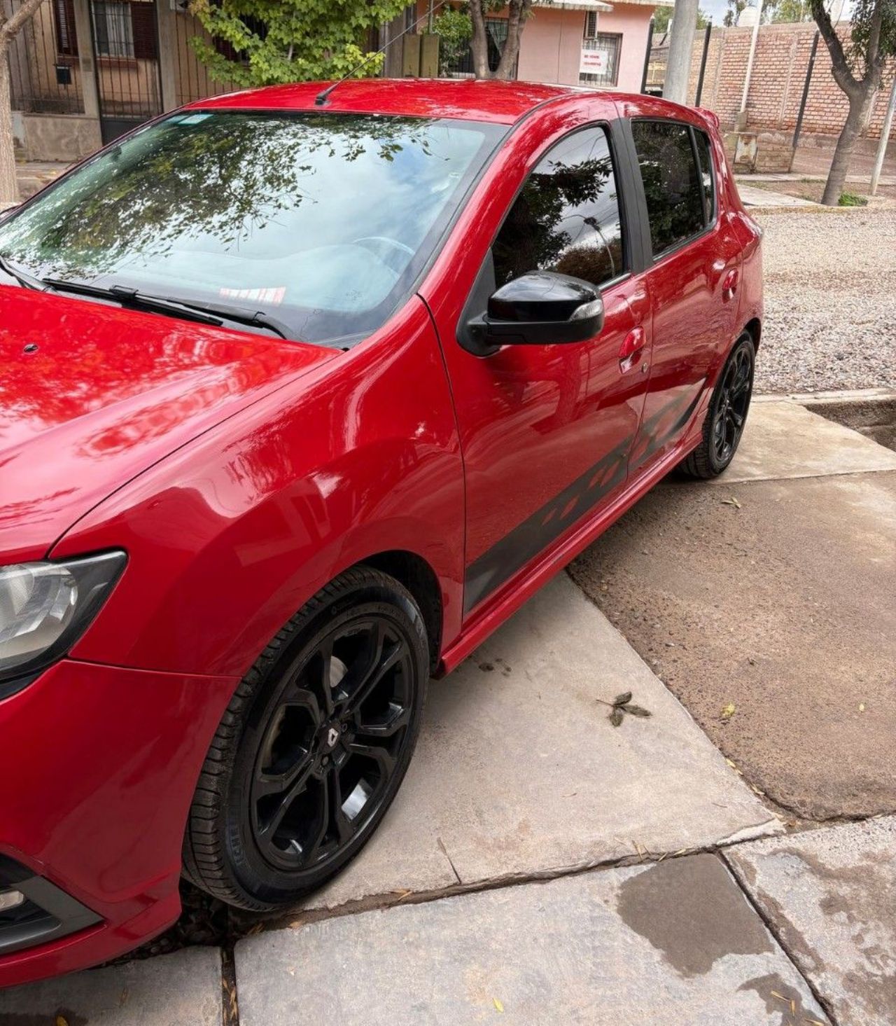 Renault Sandero Usado Financiado en Mendoza, deRuedas