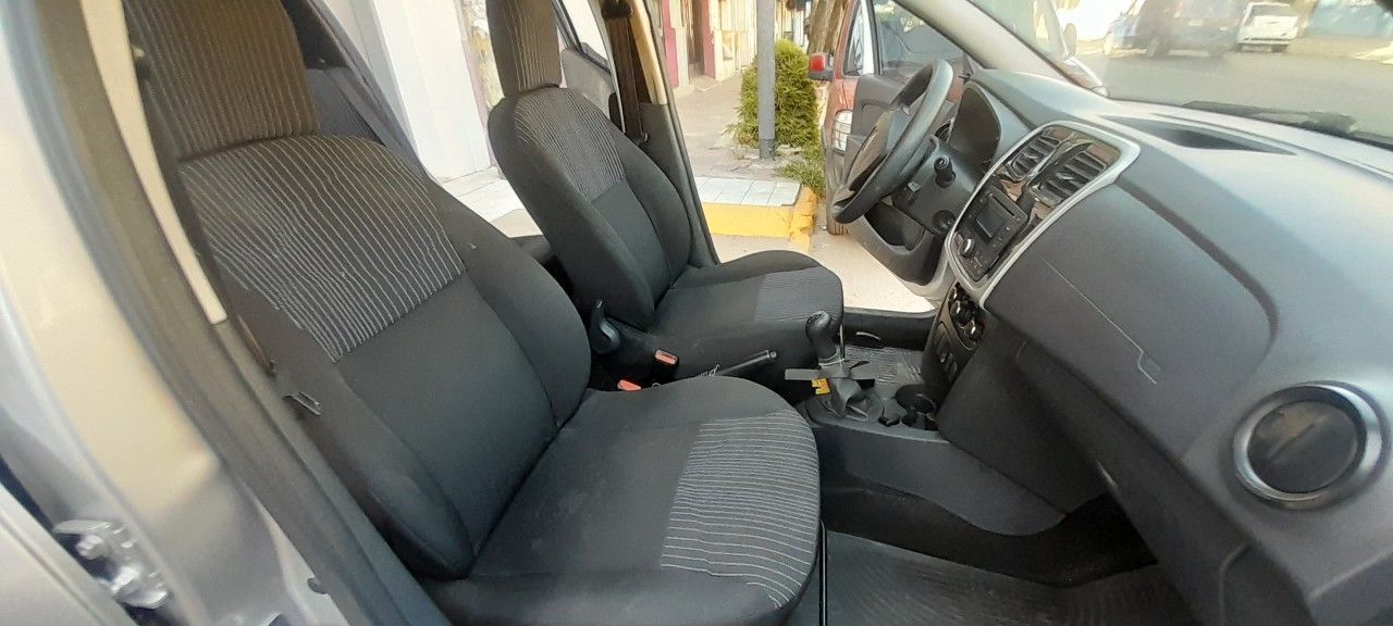 Renault Sandero Usado Financiado en Córdoba, deRuedas