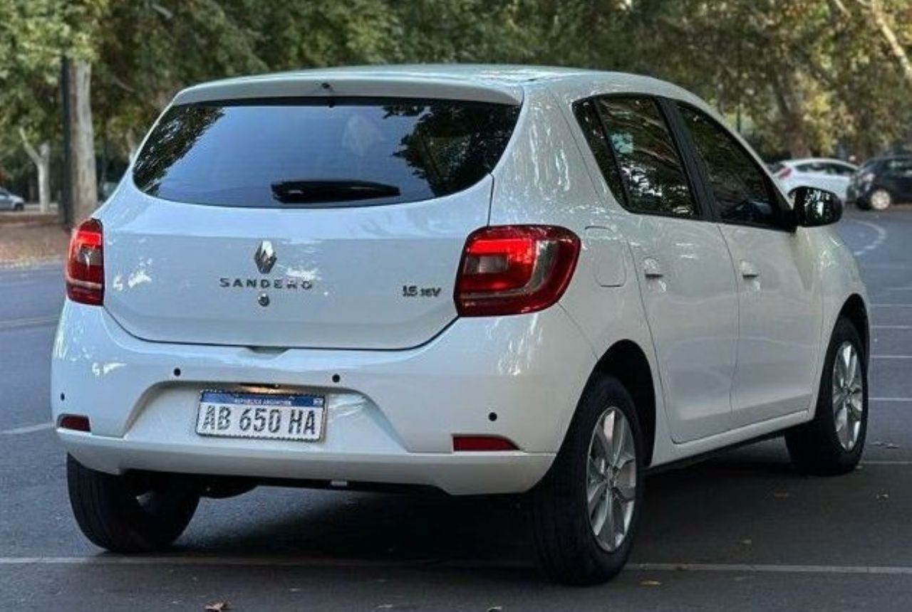 Renault Sandero Usado en Mendoza, deRuedas