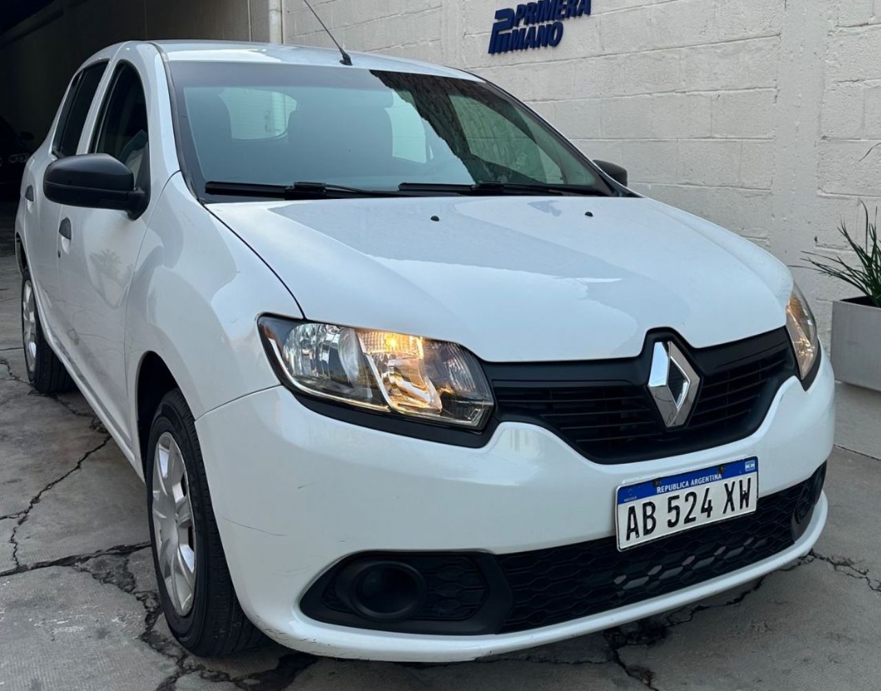 Renault Sandero Usado en San Juan, deRuedas
