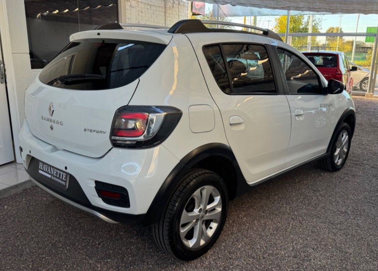 Renault Sandero Usado Financiado en Mendoza, deRuedas