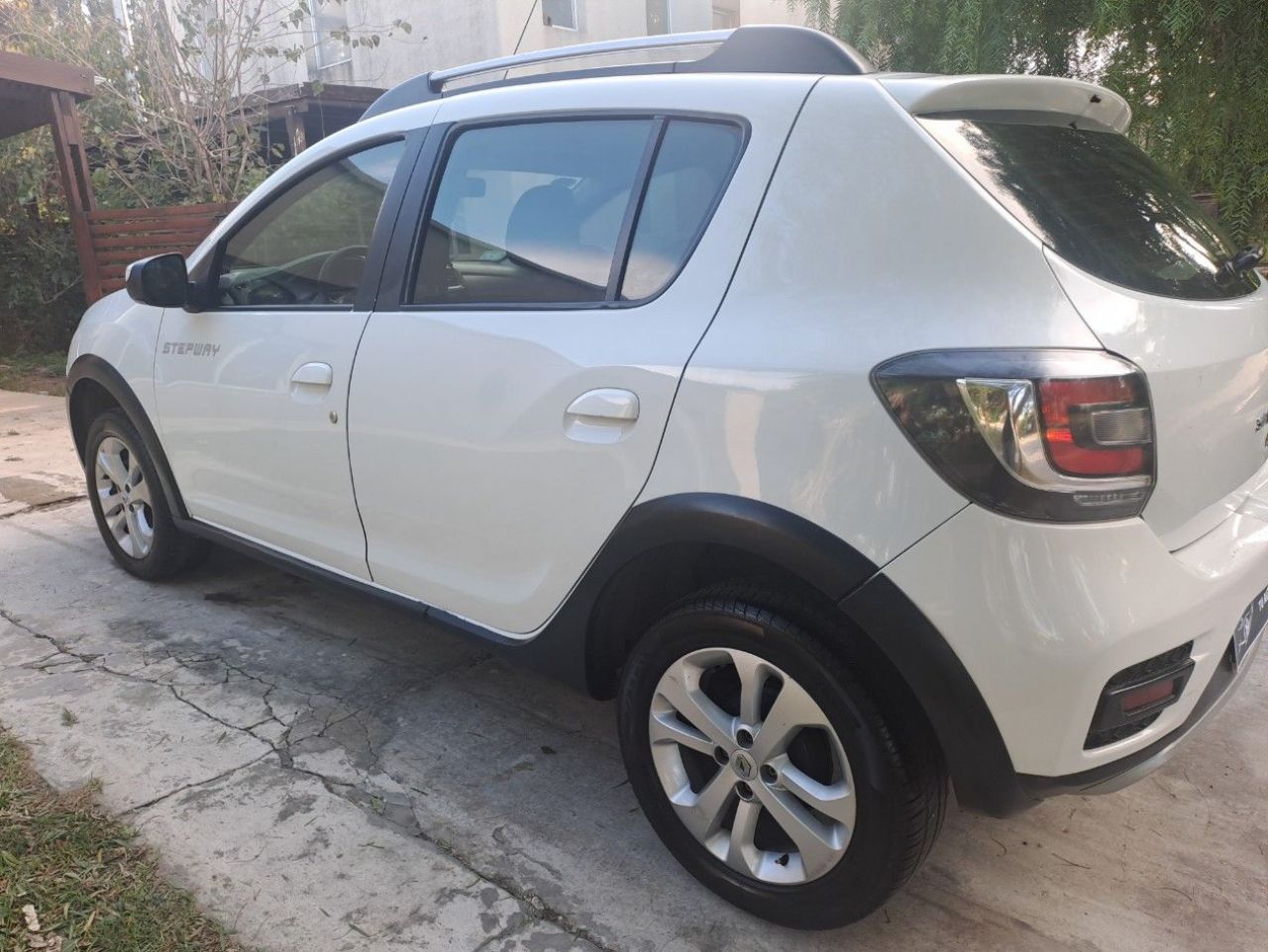 Renault Sandero Usado en Buenos Aires, deRuedas
