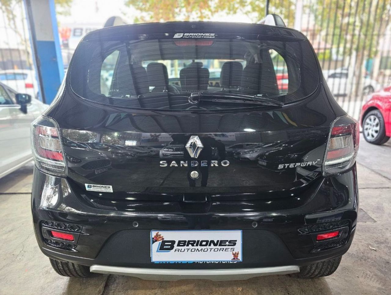 Renault Sandero Usado en Mendoza, deRuedas
