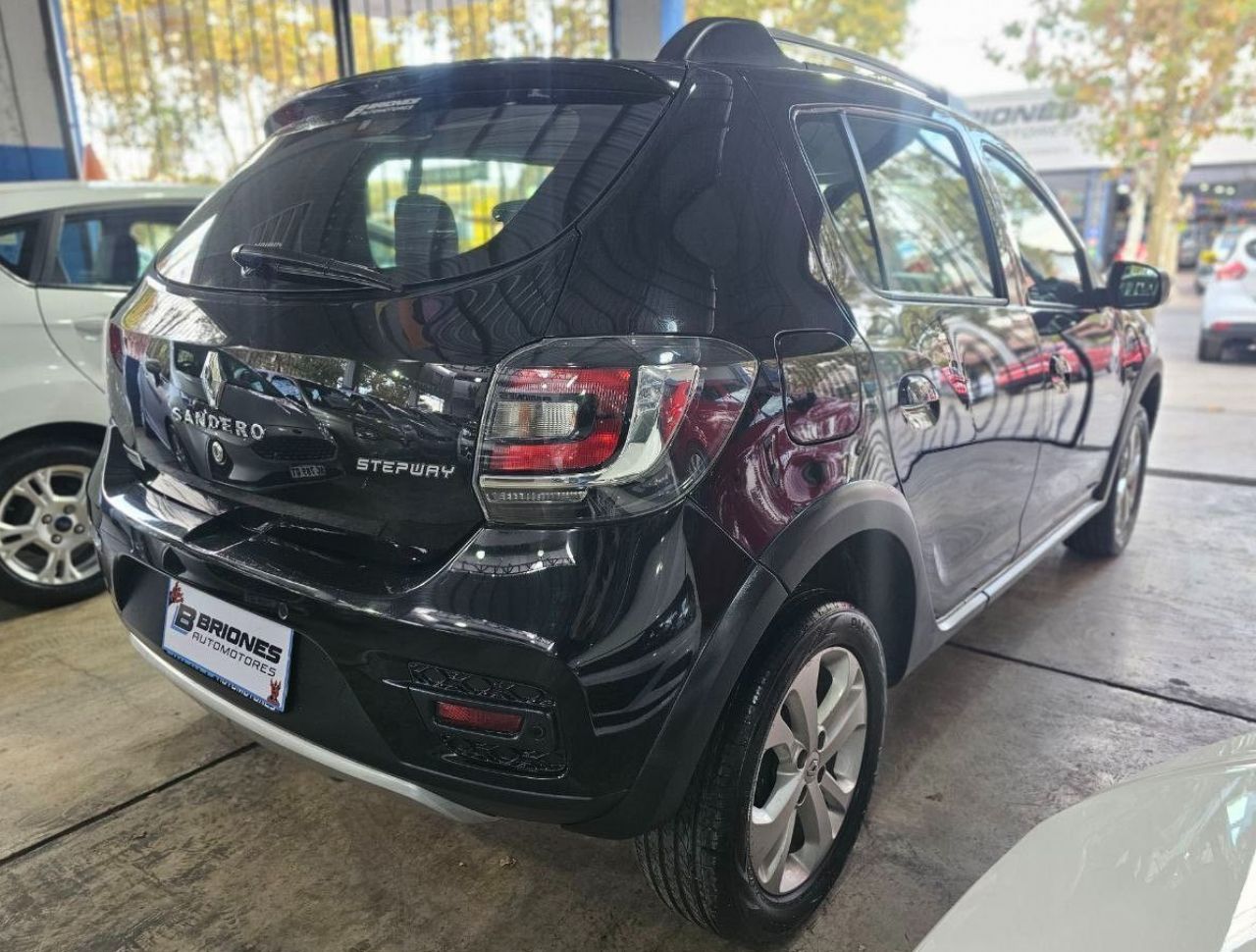 Renault Sandero Usado en Mendoza, deRuedas