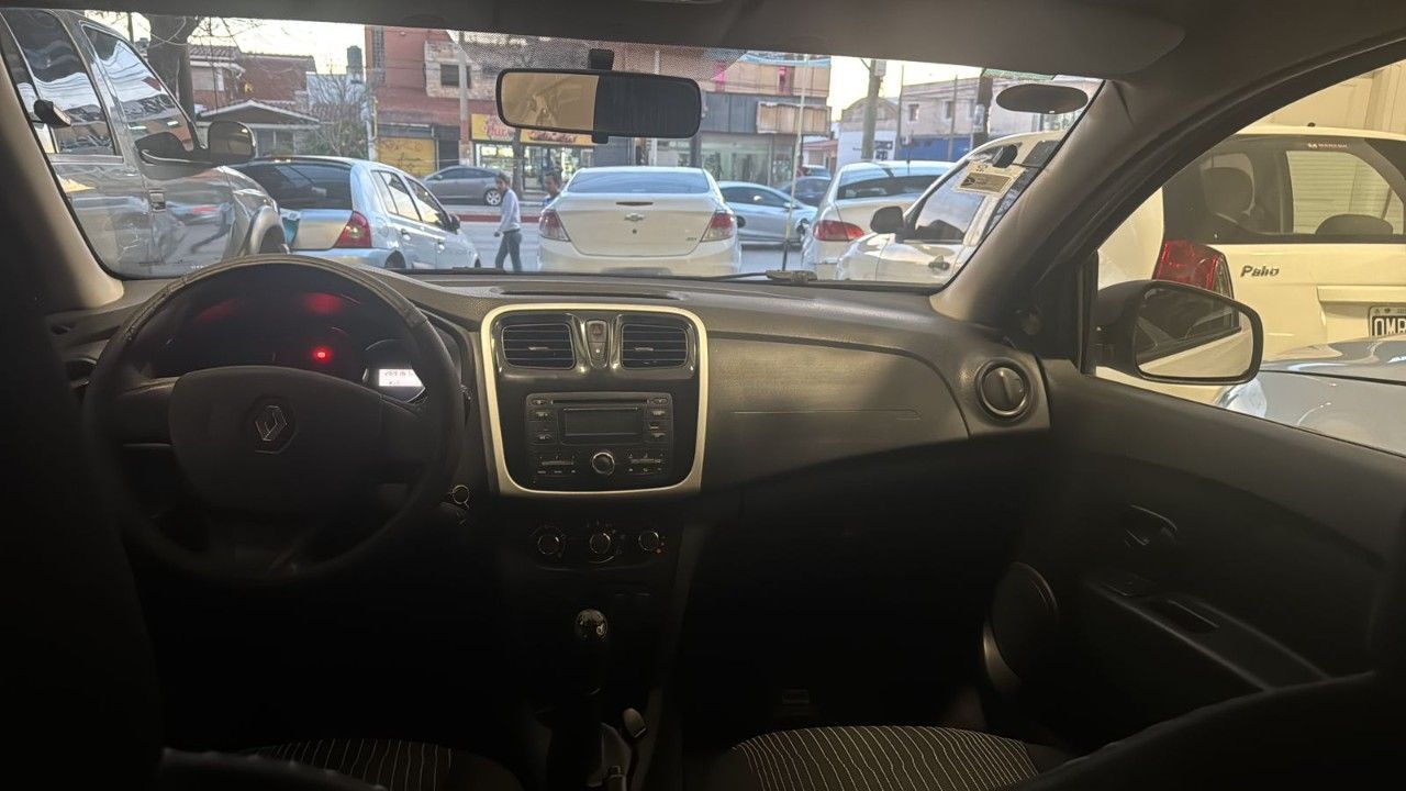 Renault Sandero Usado Financiado en Córdoba, deRuedas