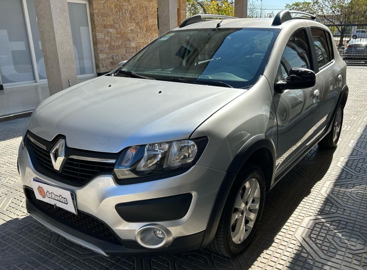 Renault Sandero Usado Financiado en Mendoza, deRuedas