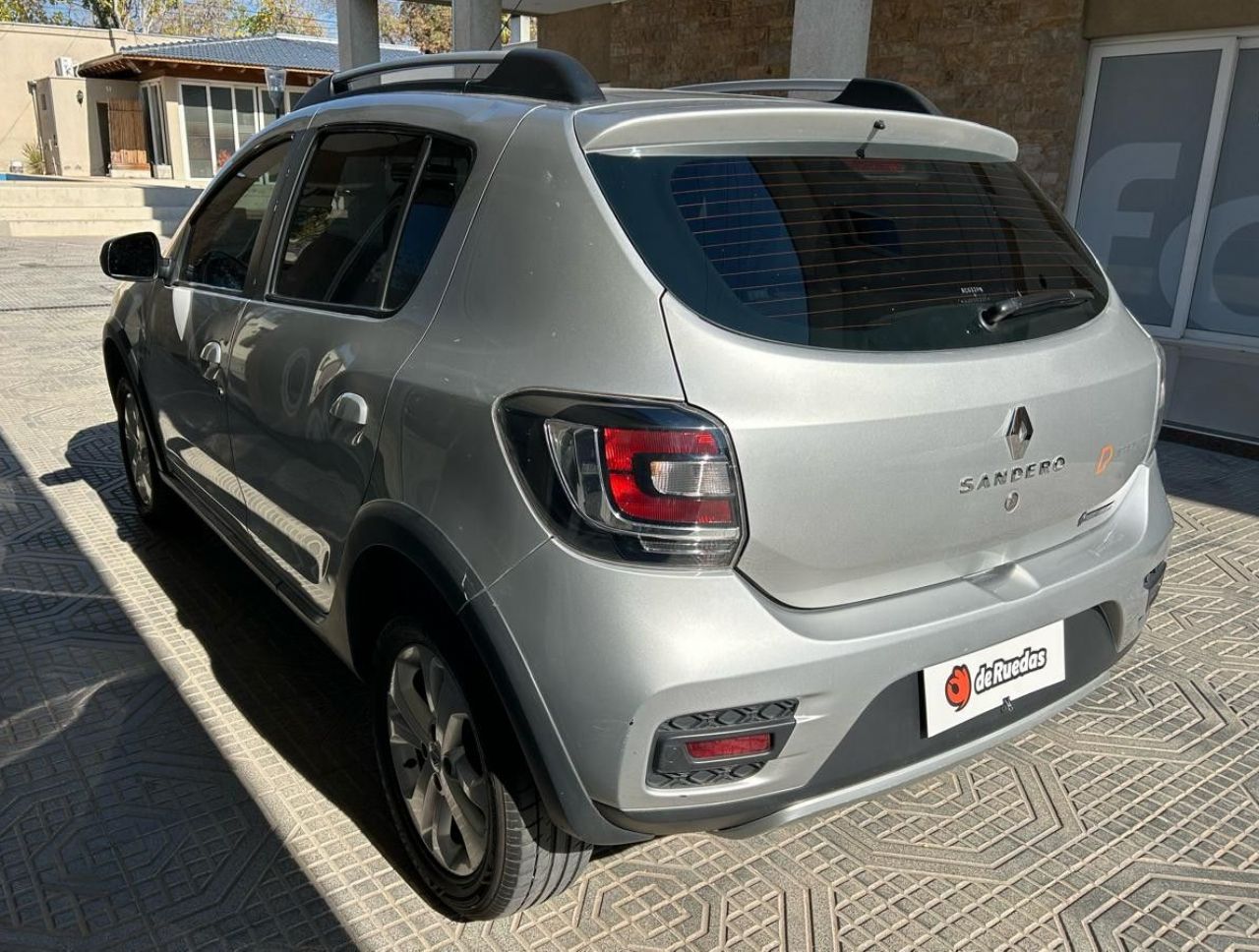 Renault Sandero Usado Financiado en Mendoza, deRuedas