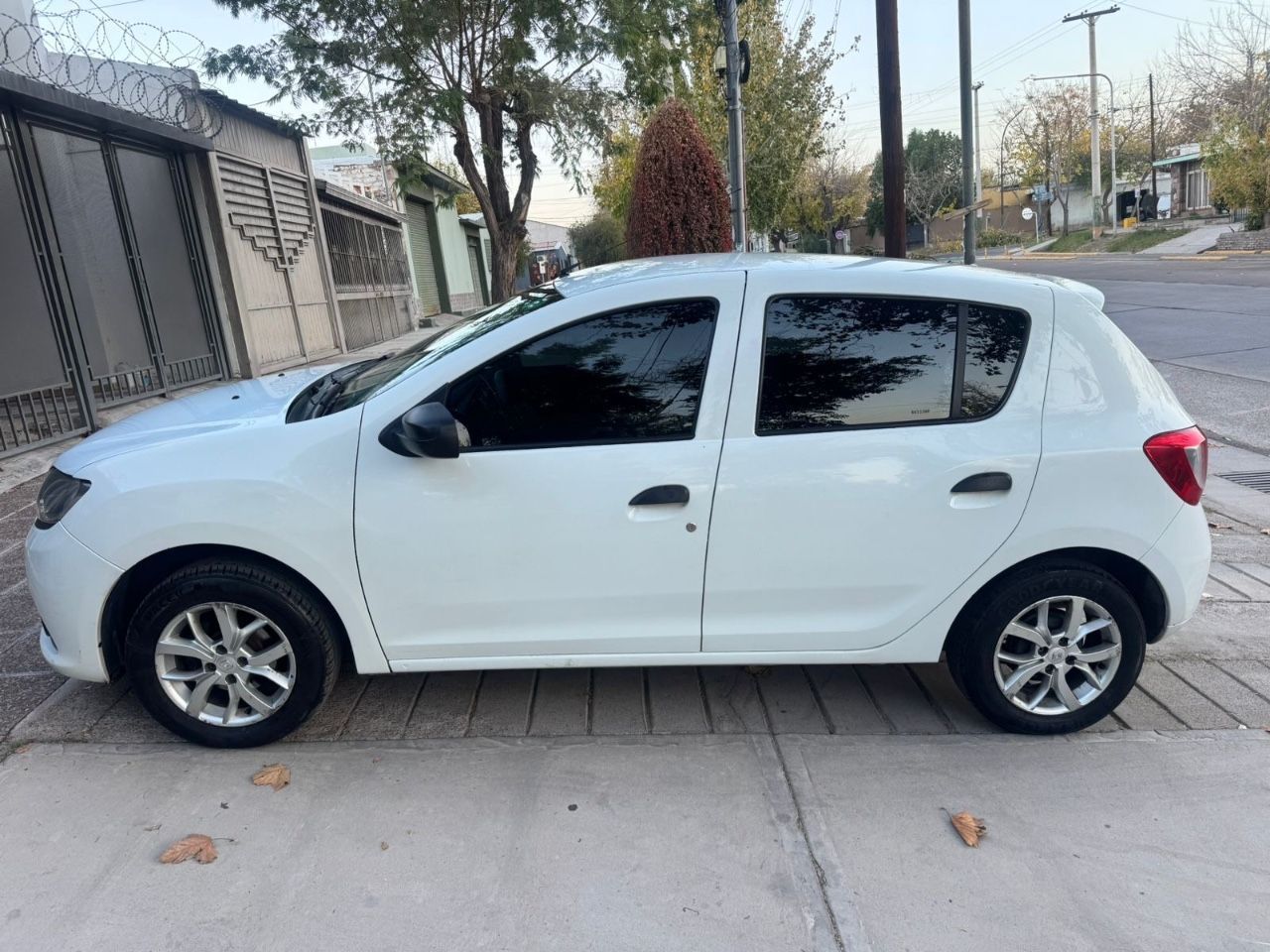 Renault Sandero Usado en Mendoza, deRuedas