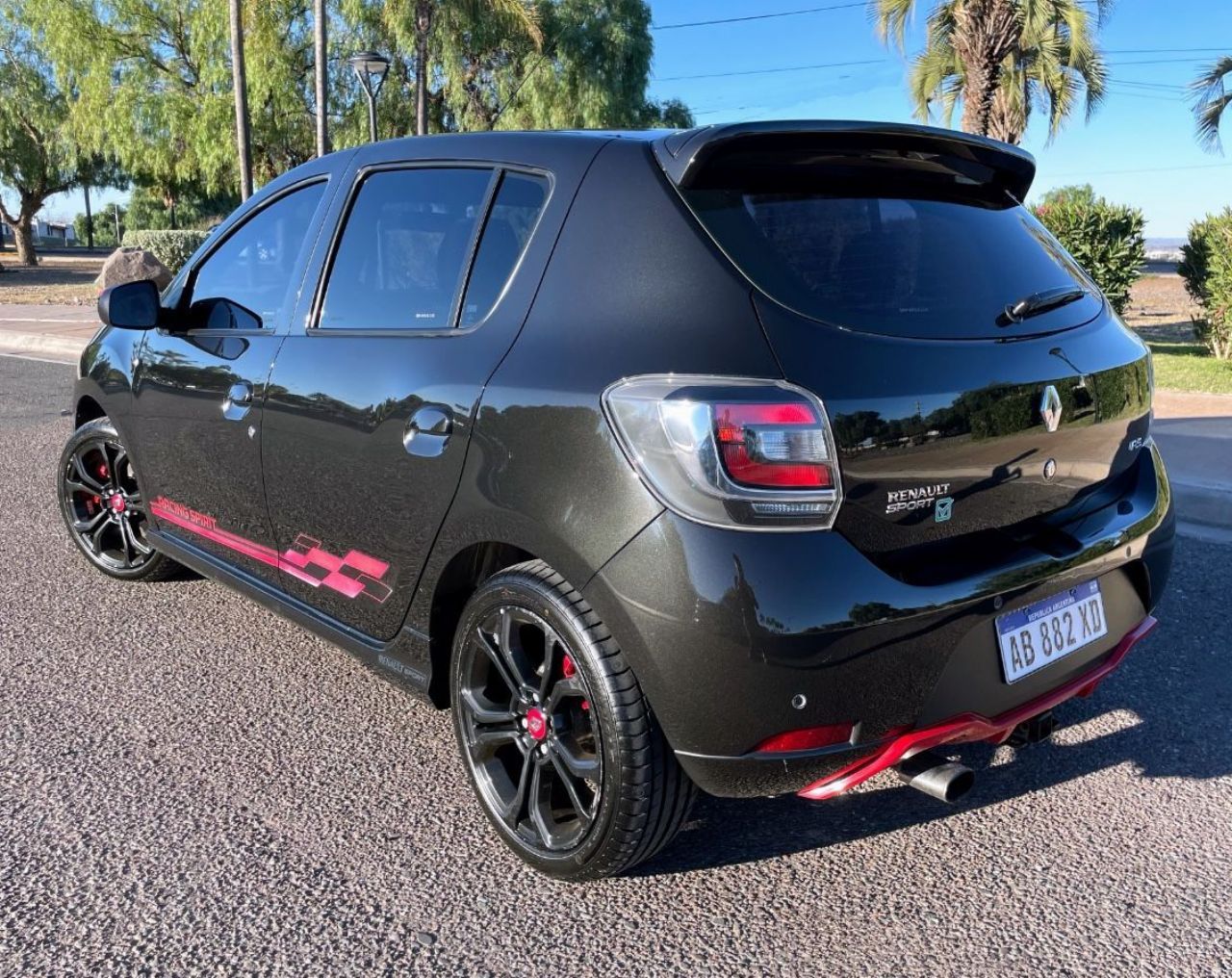 Renault Sandero Usado Financiado en Mendoza, deRuedas