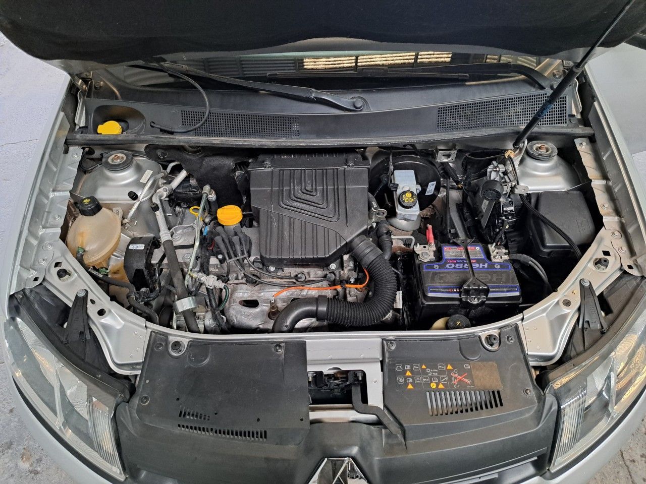 Renault Sandero Usado Financiado en Mendoza, deRuedas