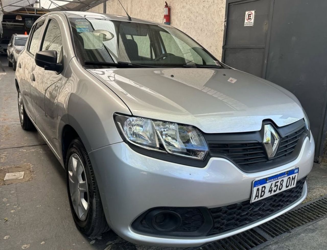 Renault Sandero Usado Financiado en Mendoza, deRuedas