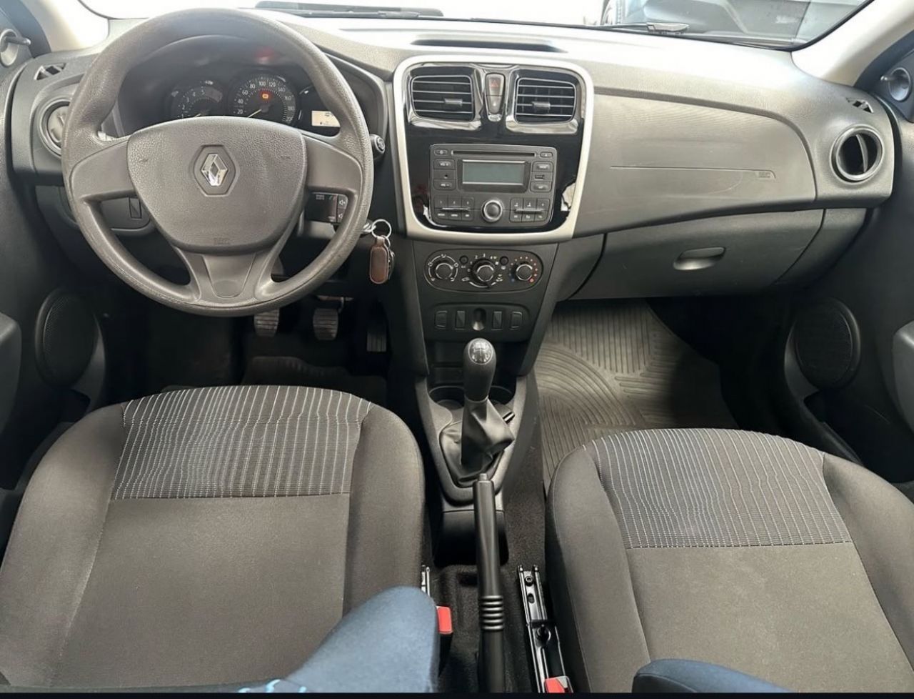 Renault Sandero Usado Financiado en Mendoza, deRuedas