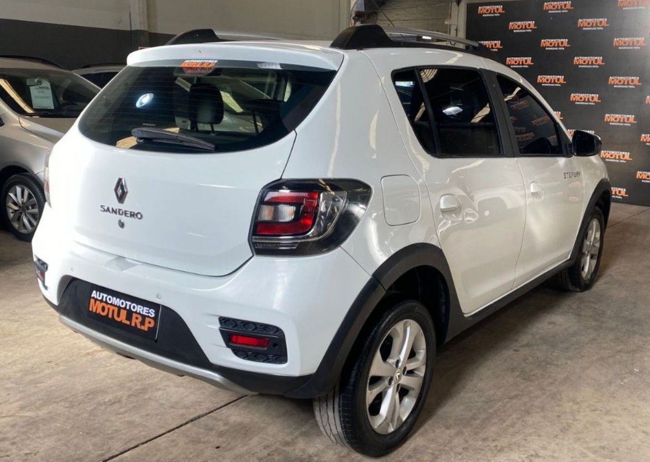 Renault Sandero Usado en Mendoza, deRuedas