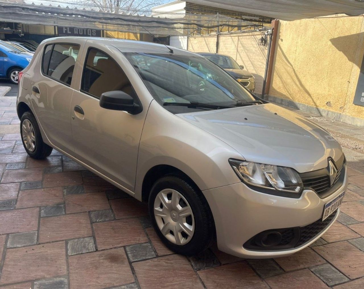 Renault Sandero Usado en Mendoza, deRuedas