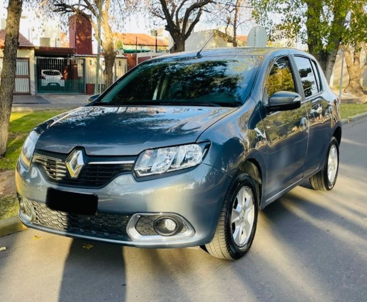 Renault Sandero Usado Financiado en Mendoza, deRuedas