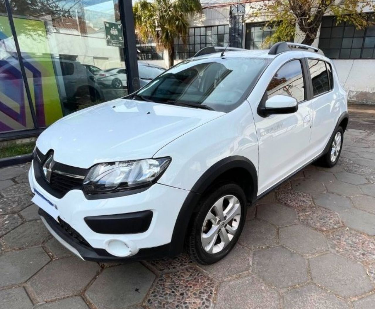 Renault Sandero Usado en Mendoza, deRuedas