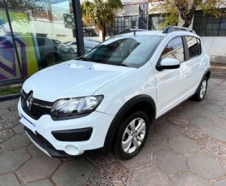 Renault Sandero Usado en Mendoza