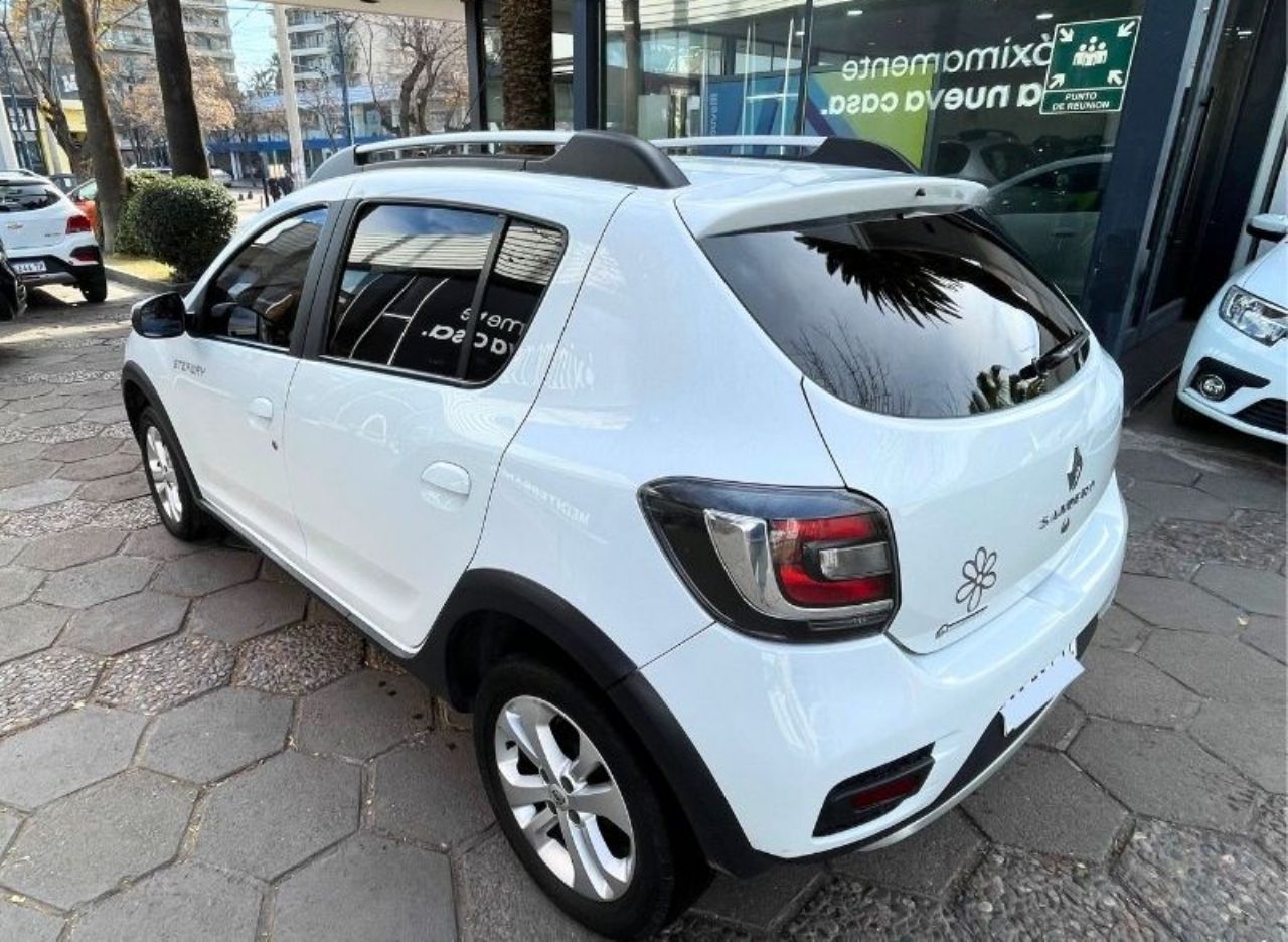 Renault Sandero Usado en Mendoza, deRuedas