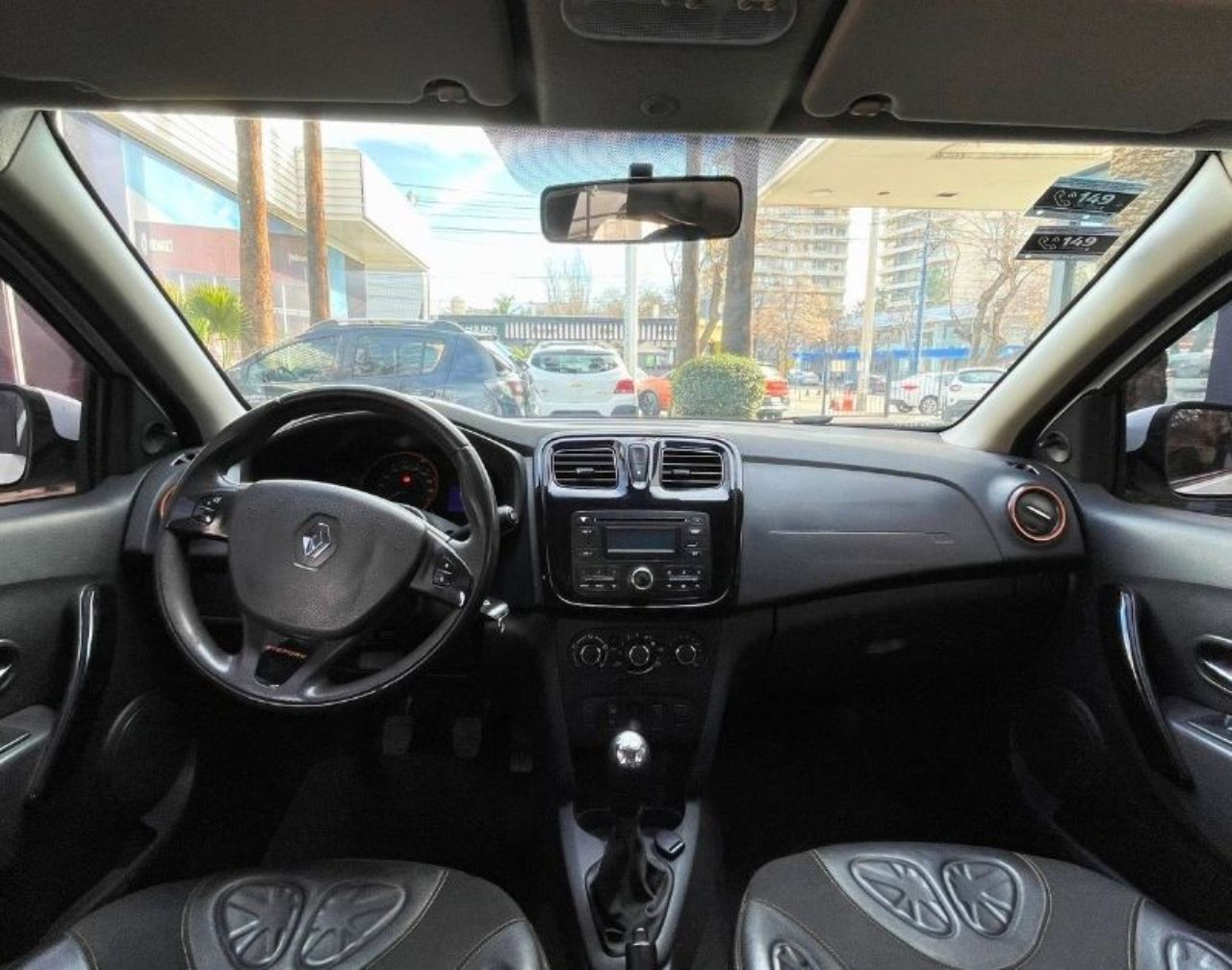 Renault Sandero Usado en Mendoza, deRuedas