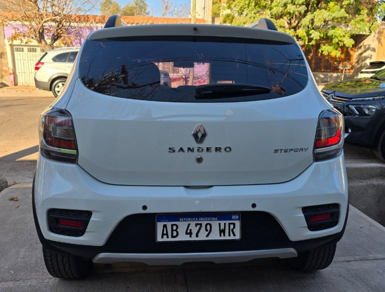 Renault Sandero Usado Financiado en Mendoza, deRuedas