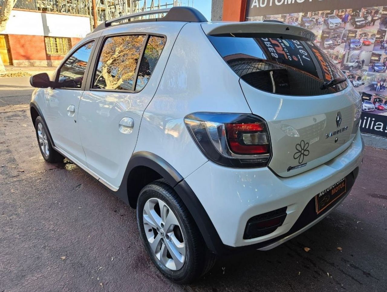 Renault Sandero Usado en Mendoza, deRuedas