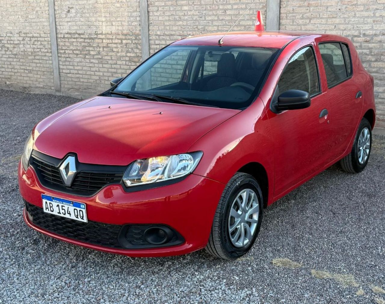 Renault Sandero Usado en San Juan, deRuedas