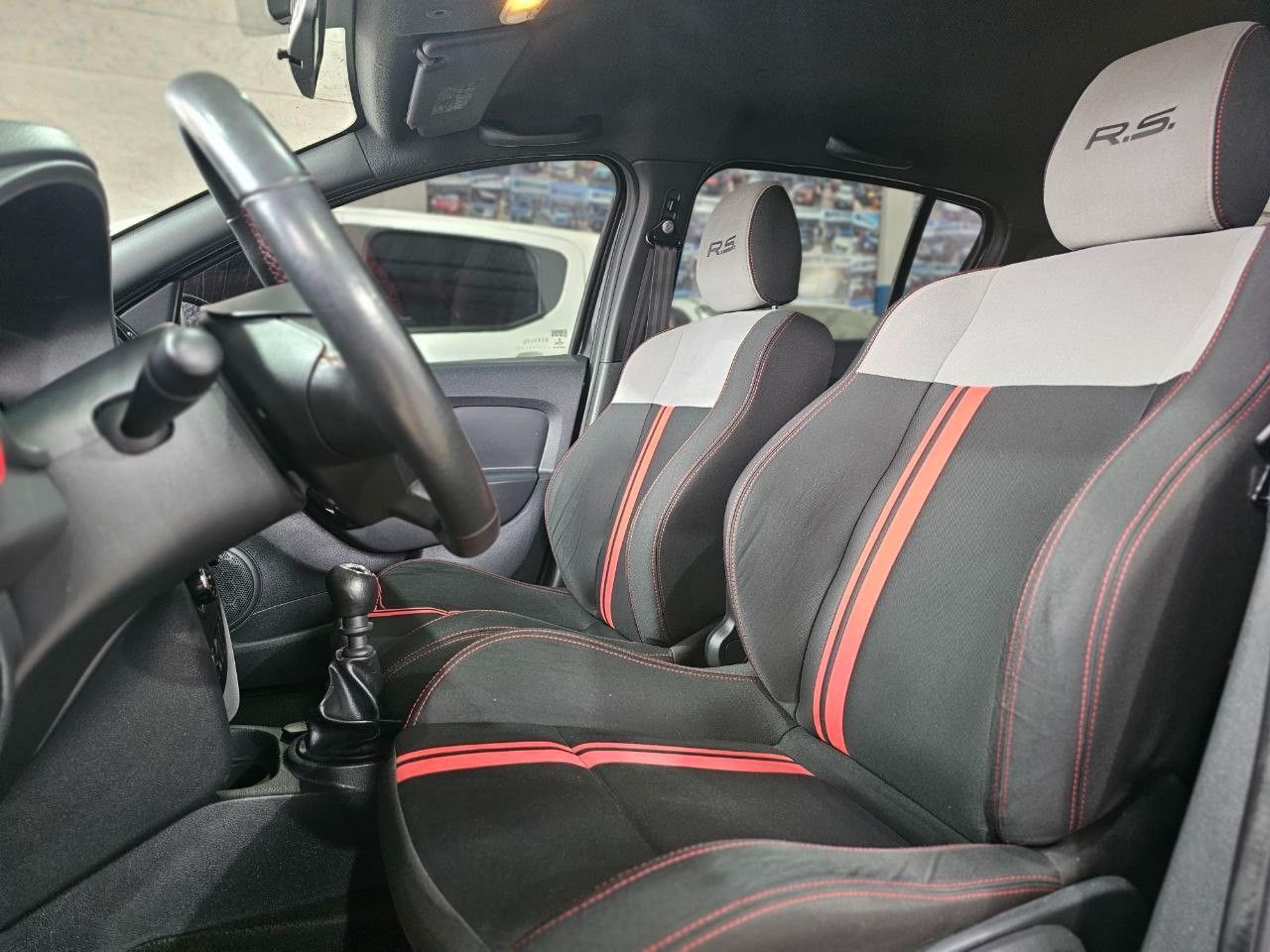 Renault Sandero Usado en Mendoza, deRuedas