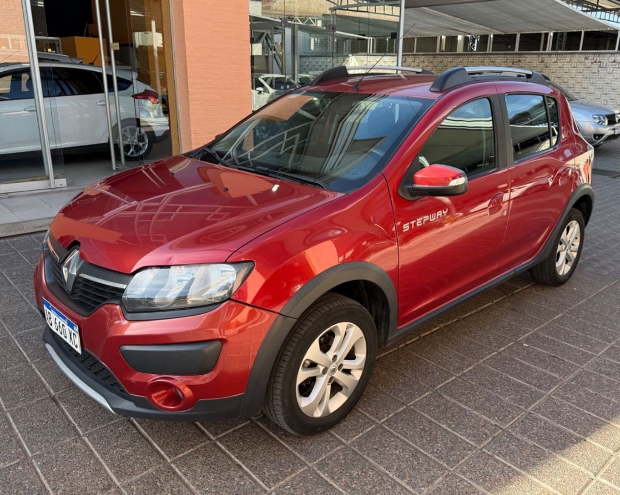 Renault Sandero Usado Financiado en Mendoza, deRuedas