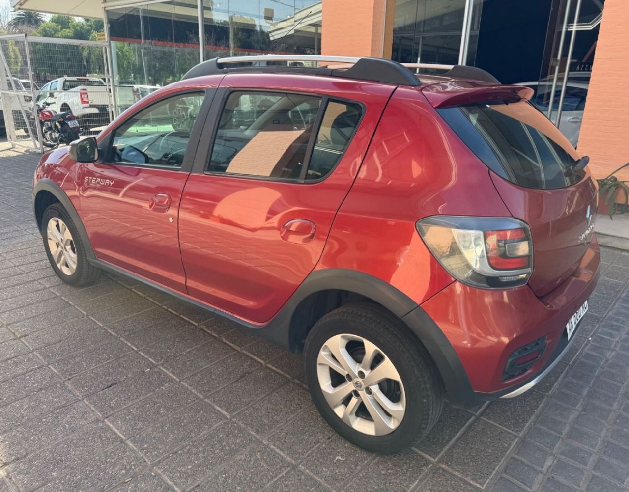 Renault Sandero Usado Financiado en Mendoza, deRuedas