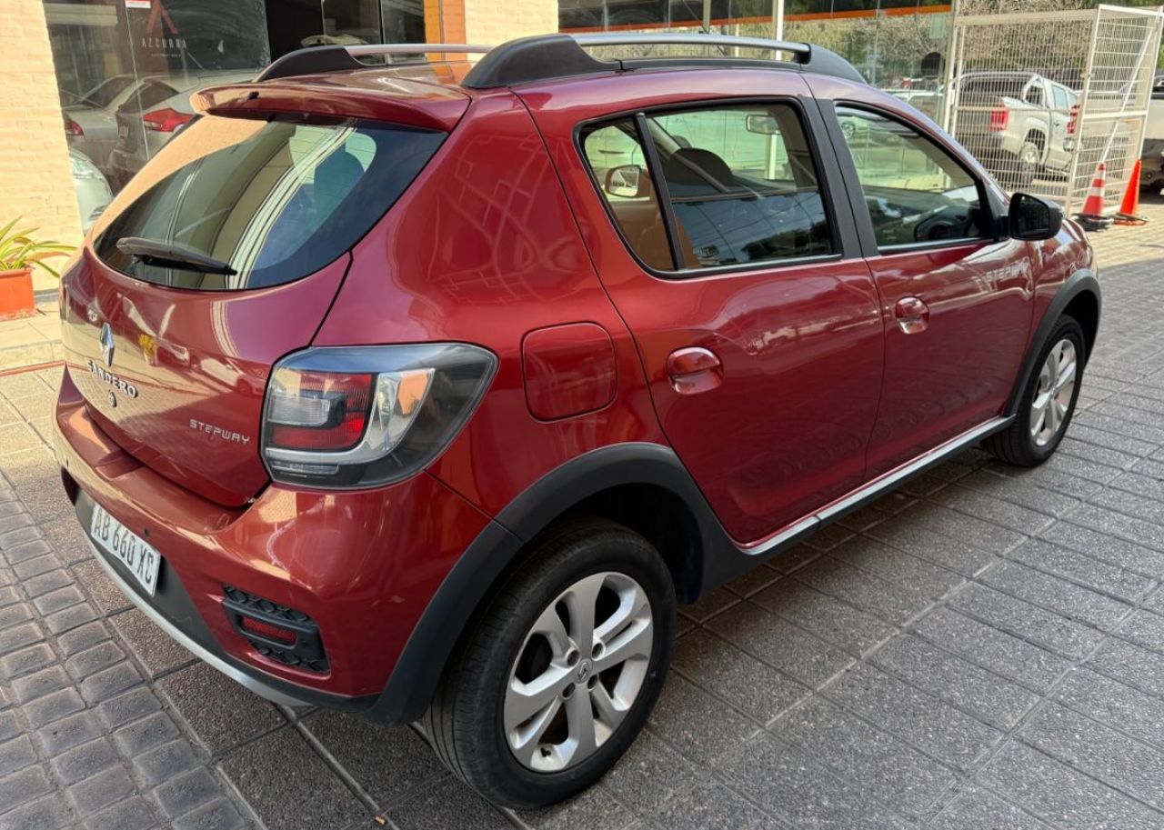 Renault Sandero Usado Financiado en Mendoza, deRuedas