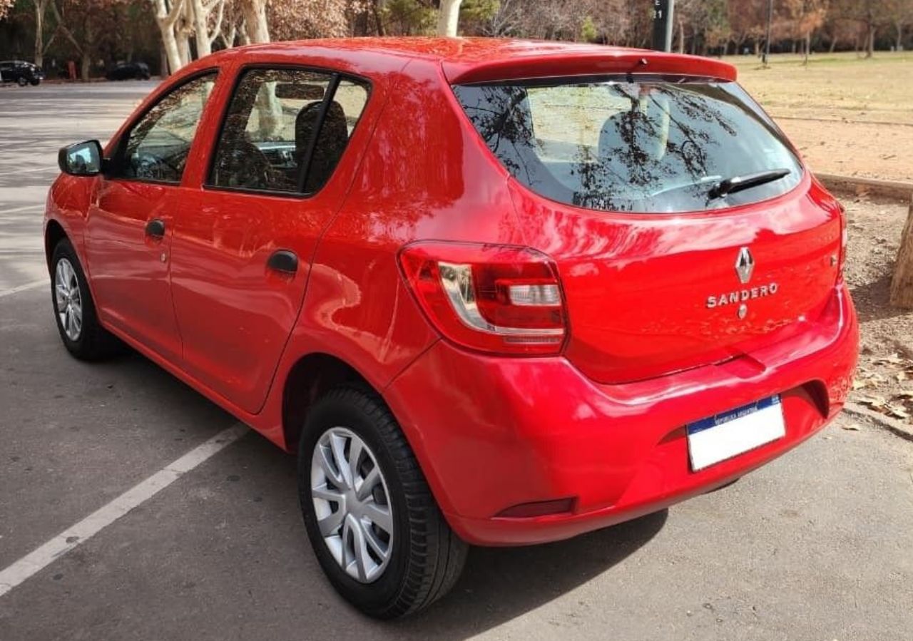 Renault Sandero Usado Financiado en Mendoza, deRuedas