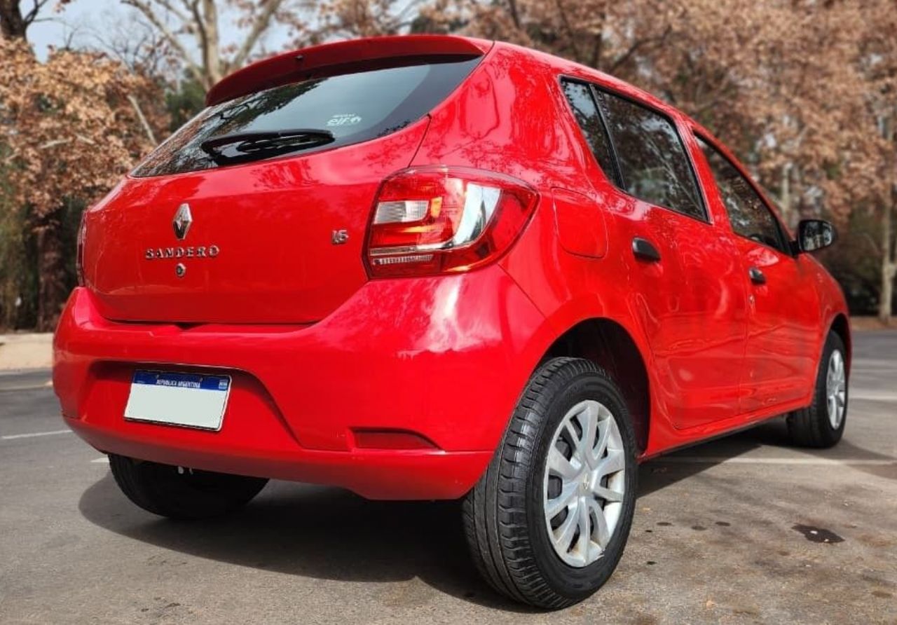 Renault Sandero Usado Financiado en Mendoza, deRuedas