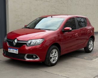 Renault Sandero Usado en Mendoza Financiado