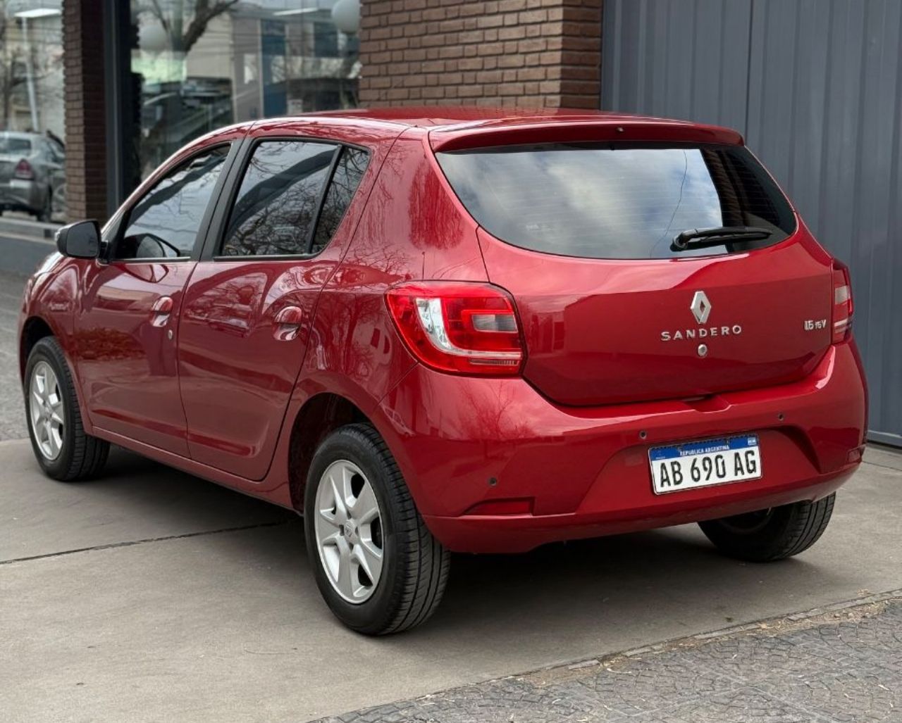 Renault Sandero Usado Financiado en Mendoza, deRuedas