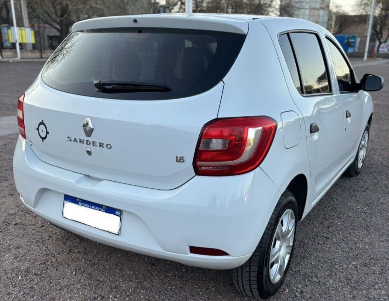 Renault Sandero Usado en Mendoza, deRuedas