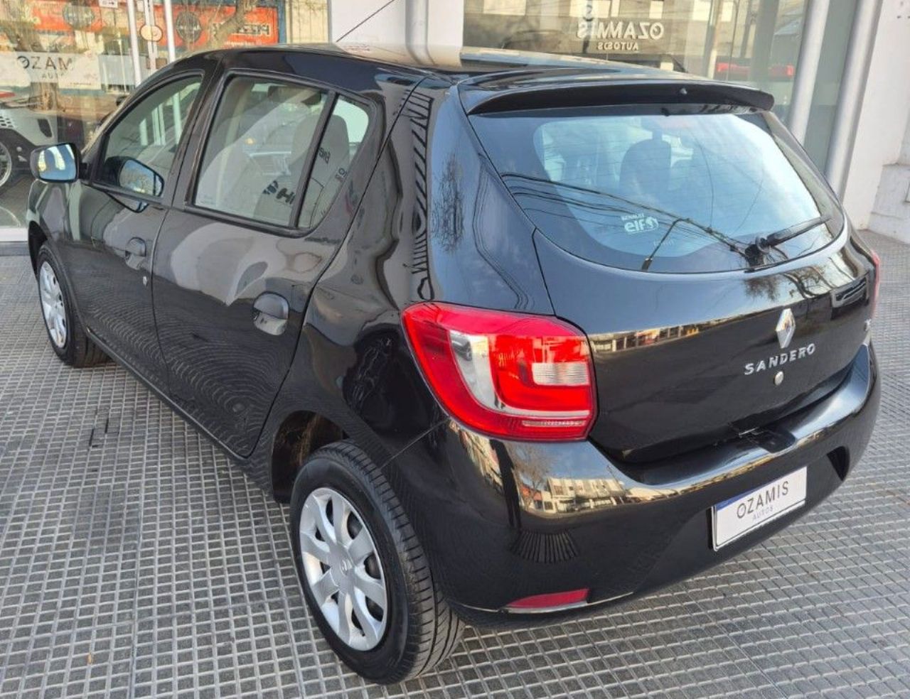 Renault Sandero Usado Financiado en Mendoza, deRuedas