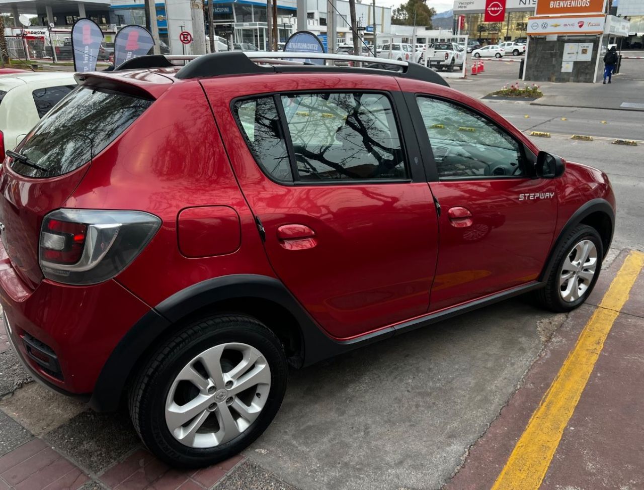 Renault Sandero Usado en Mendoza, deRuedas