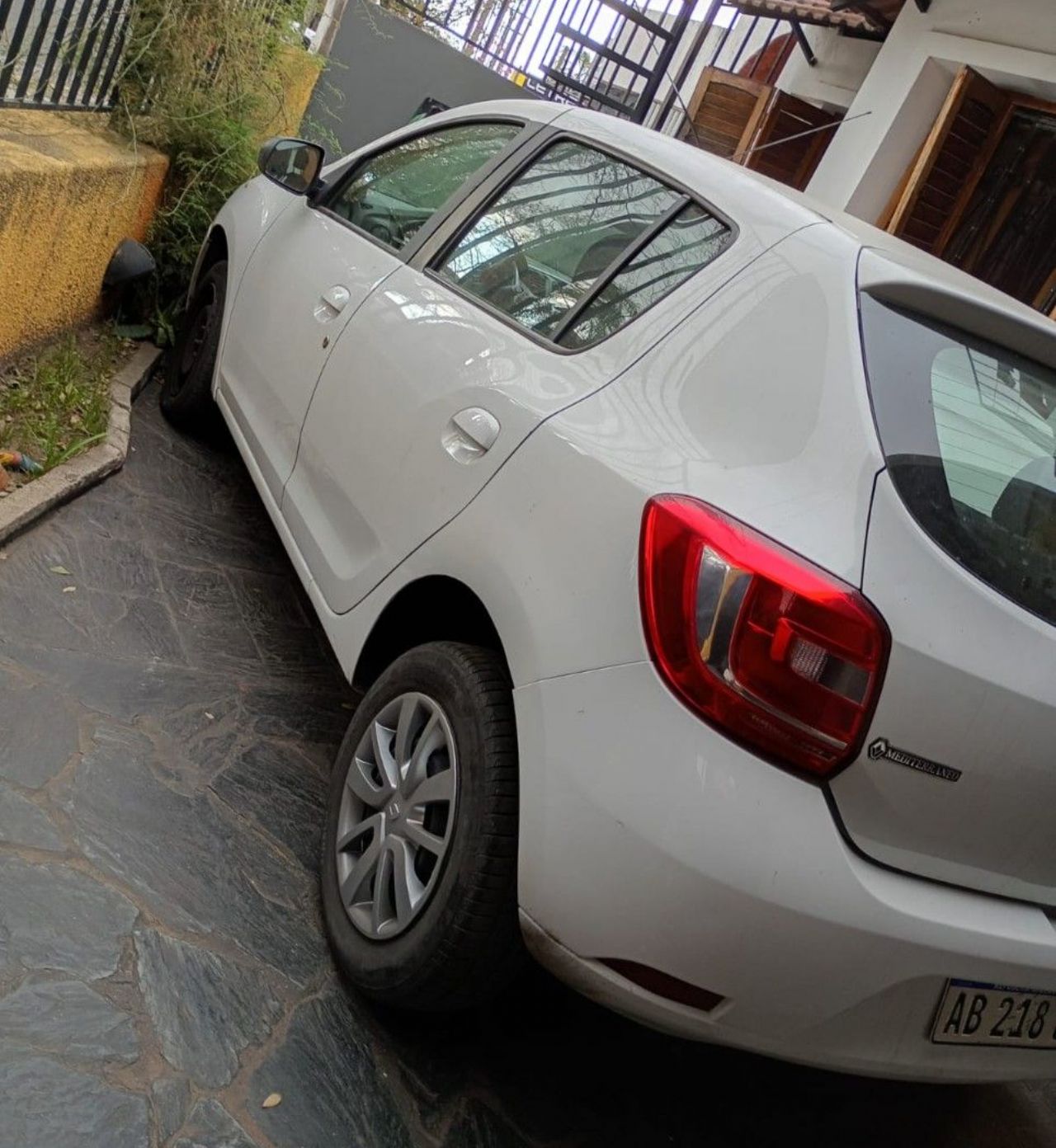 Renault Sandero Usado Financiado en Córdoba, deRuedas