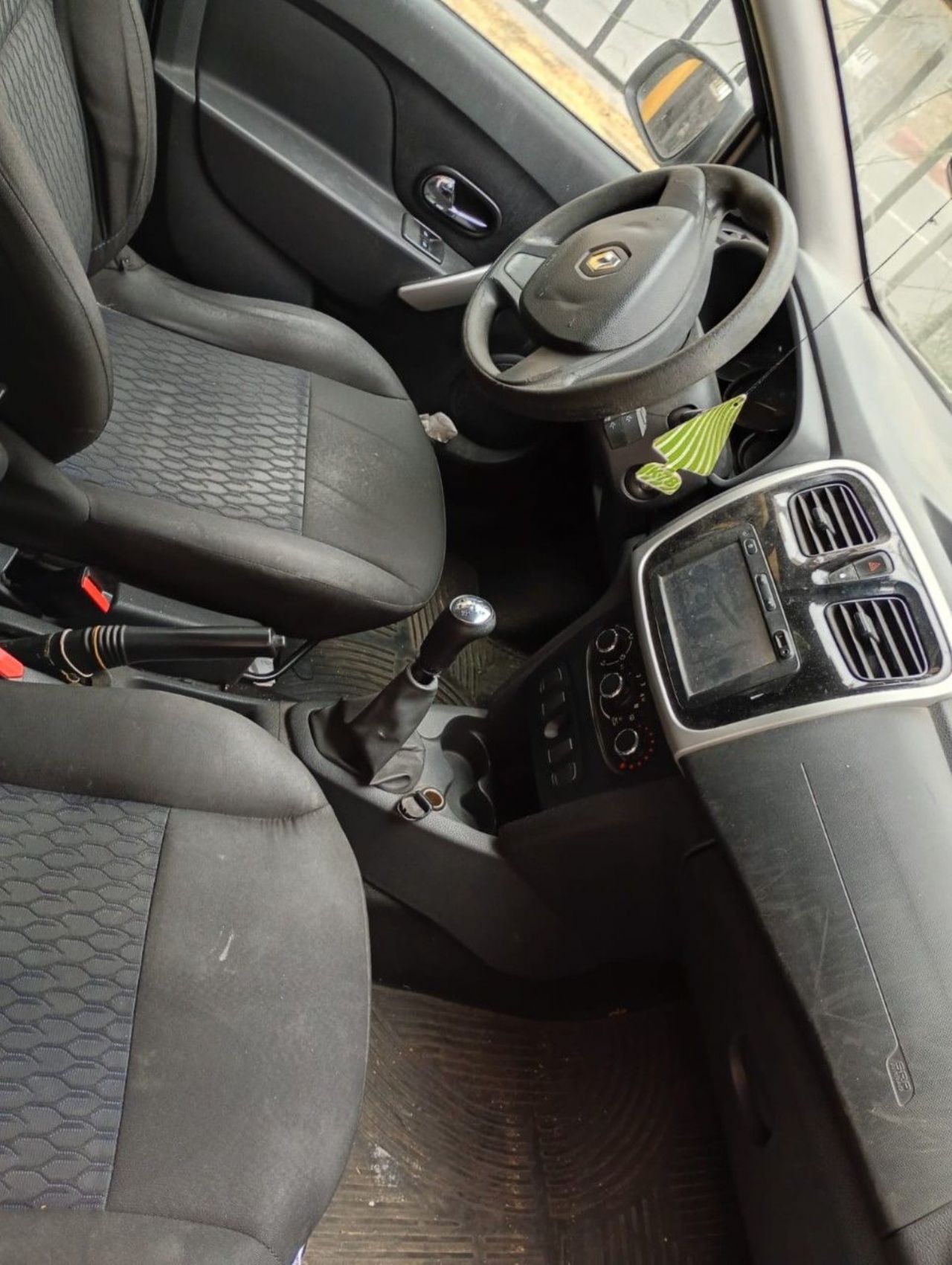 Renault Sandero Usado Financiado en Córdoba, deRuedas