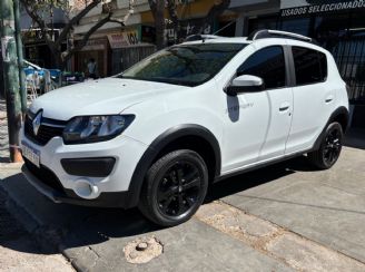 Renault Sandero Usado en Mendoza Financiado