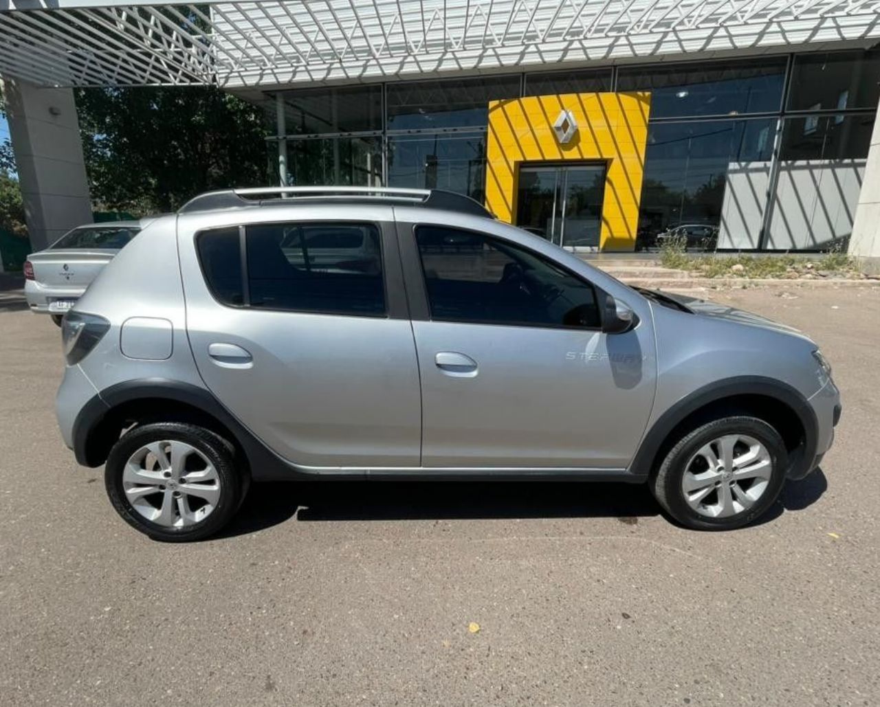Renault Sandero Usado en Mendoza, deRuedas
