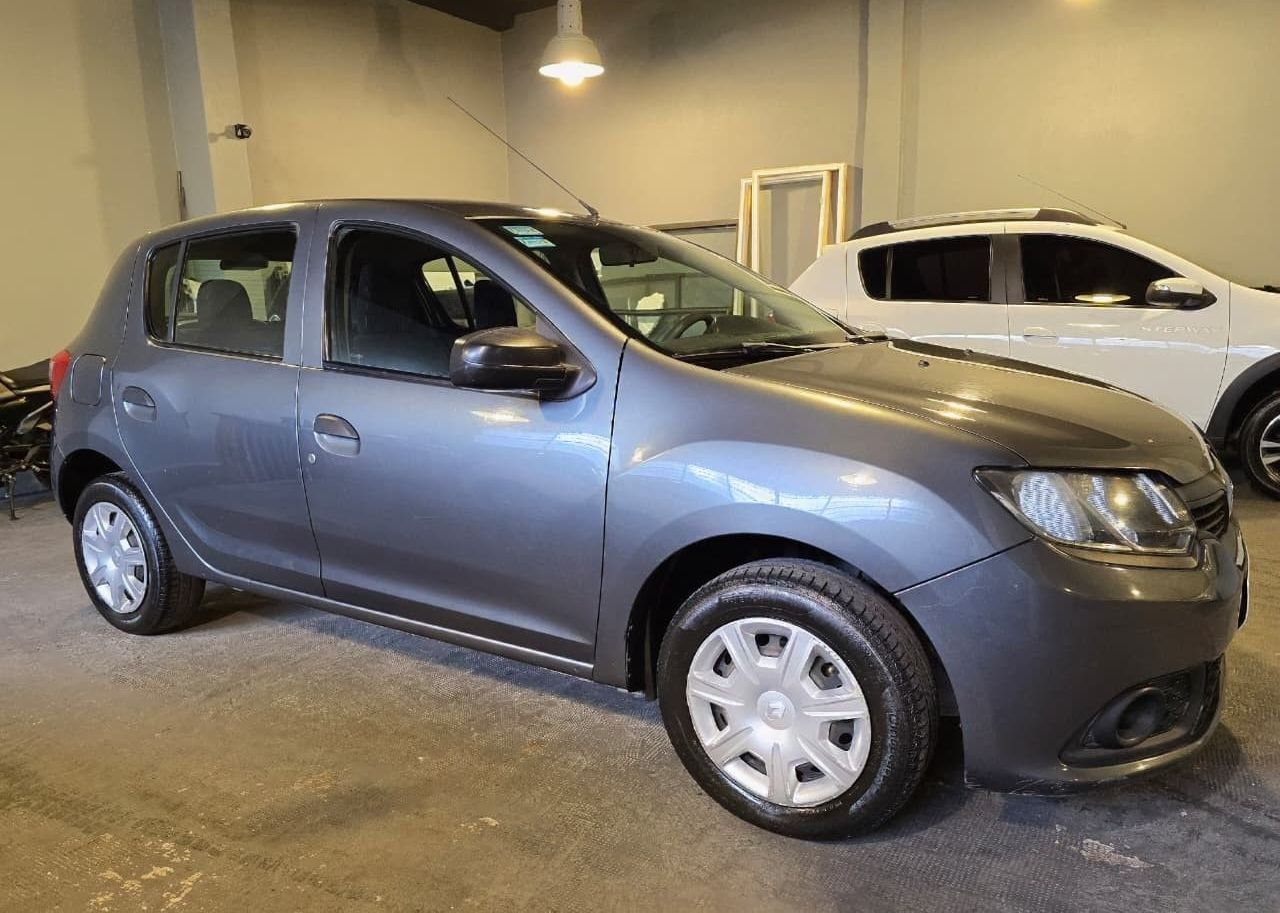 Renault Sandero Usado Financiado en Mendoza, deRuedas