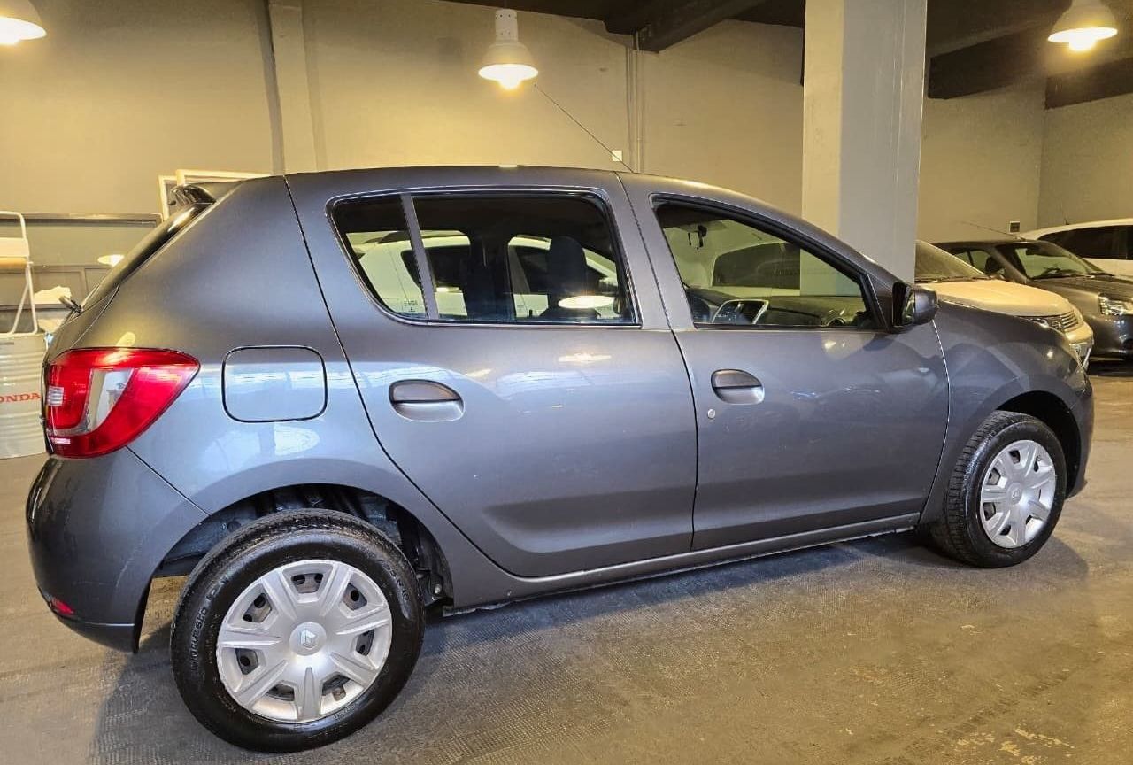 Renault Sandero Usado Financiado en Mendoza, deRuedas